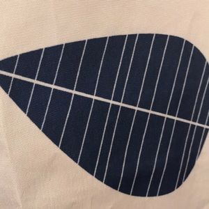 Meet your Posher, Lilly